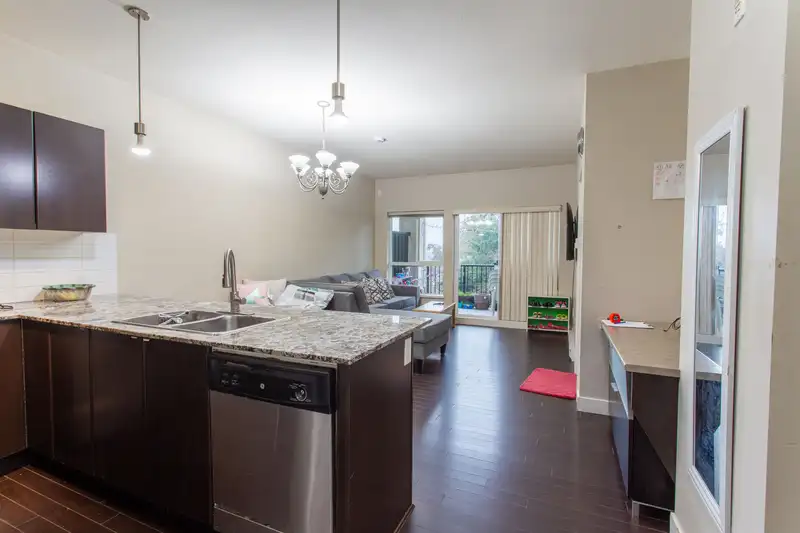 409 9655 KING GEORGE BOULEVARD - photo 3 of 16