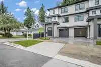 9657 161A STREET - thumbnail 2