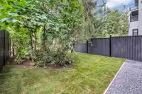 9657 161A STREET - thumbnail 4