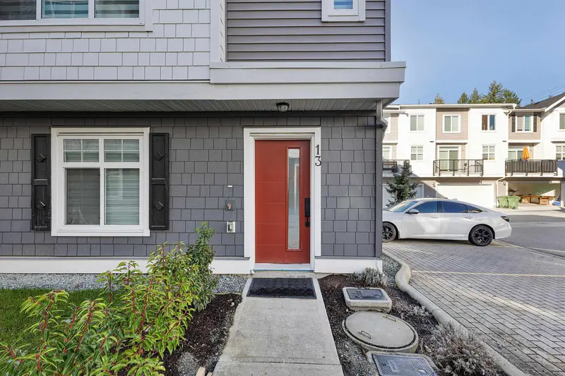 13 2033 MCKENZIE ROAD - photo 4 of 24