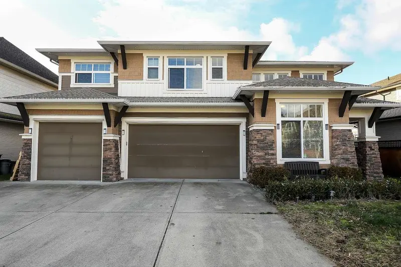 2779 BRISTOL DRIVE - photo 1 of 25