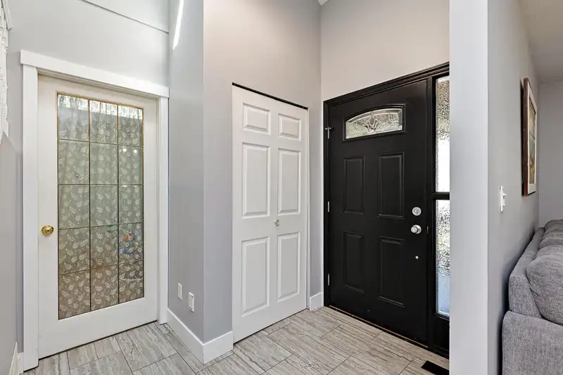 6563 133A STREET - photo 4 of 35