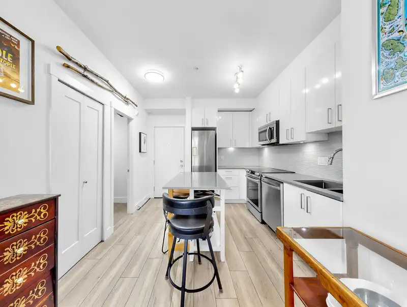 601 13978 FRASER HIGHWAY - photo 3 of 19