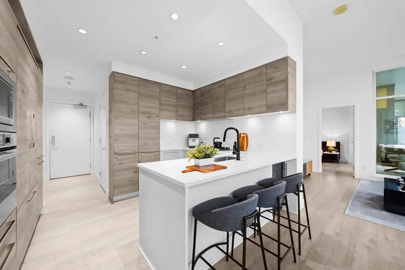 2901 7303 NOBLE LANE - photo 1 of 25