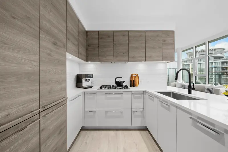 2901 7303 NOBLE LANE - photo 3 of 25