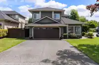 7852 165 STREET - thumbnail 2