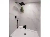 6 6571 KING GEORGE BOULEVARD - thumbnail 9