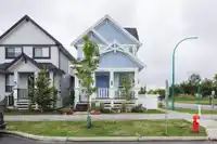 19447 70 AVENUE - thumbnail 2
