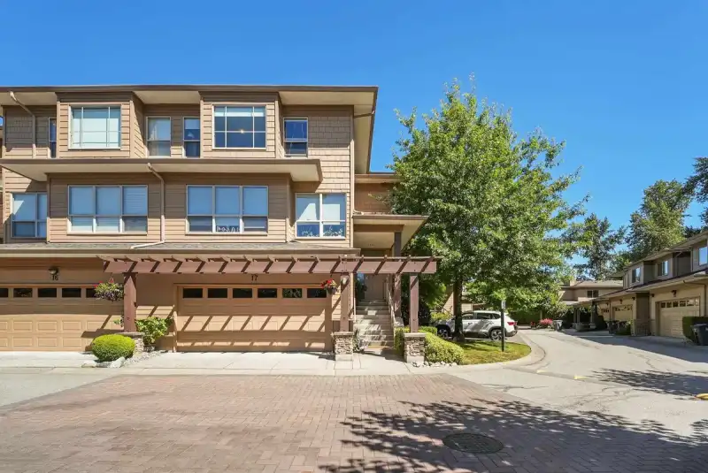 17 16655 64 AVENUE - photo 1 of 35