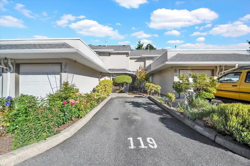 10 9926 151 STREET - photo 2 of 34