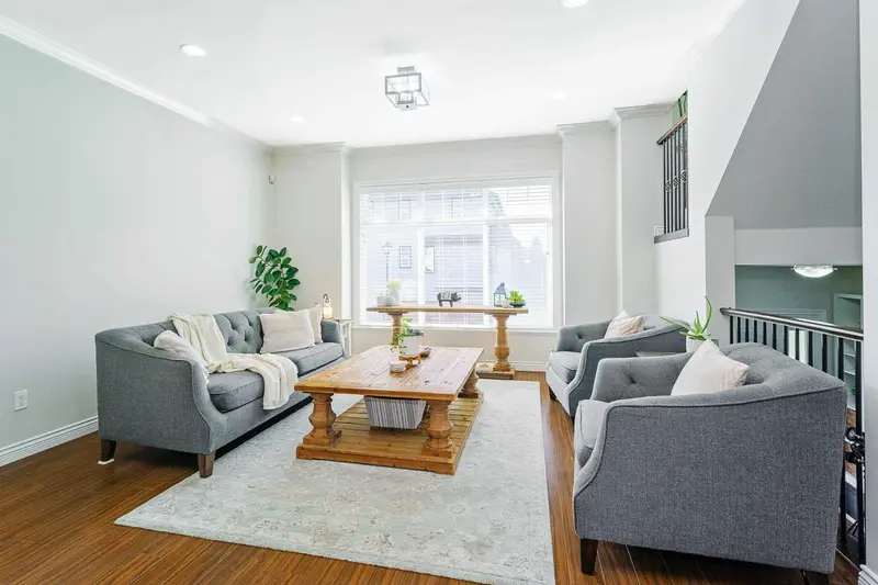 19131 118B AVENUE - photo 3 of 25