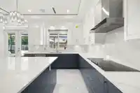 15439 78 AVENUE - thumbnail 8