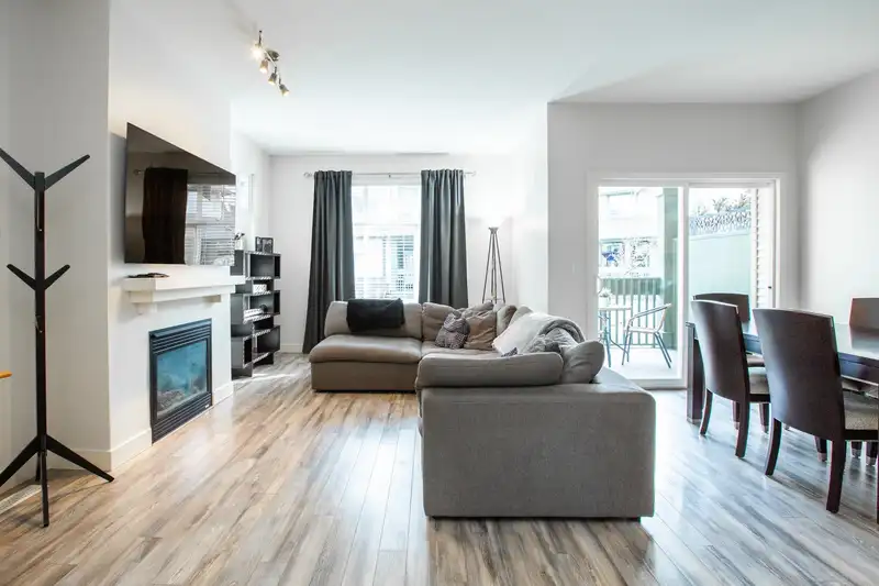 66 6050 166 STREET - photo 2 of 40