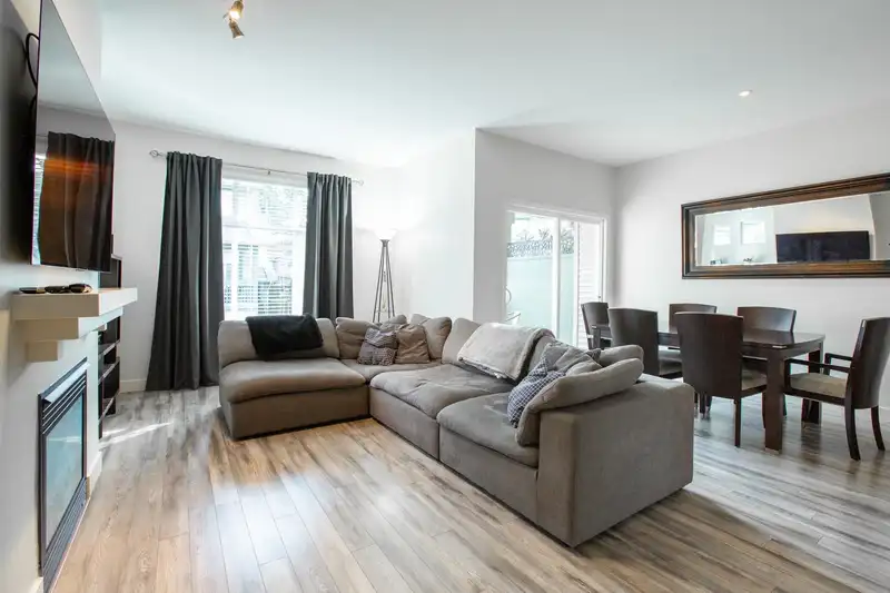 66 6050 166 STREET - photo 3 of 40