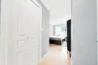 210 8115 121A STREET - thumbnail 9