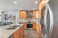 303 16483 64 AVENUE - thumbnail 5