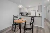 203 5955 177B STREET - thumbnail 9