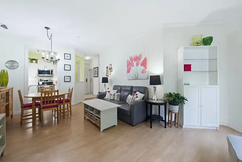 103 12739 72 AVENUE - photo 3 of 33