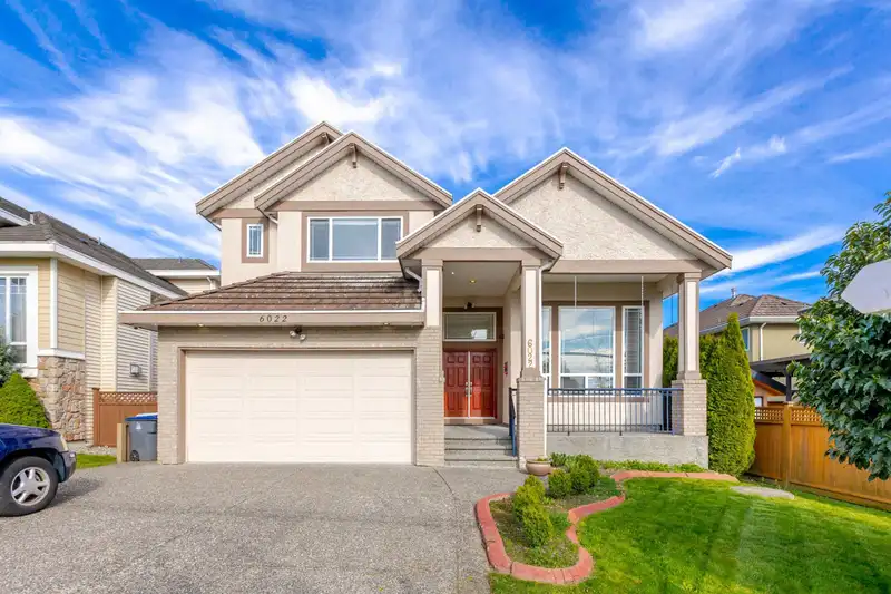 6022 126 STREET - photo 1 of 40