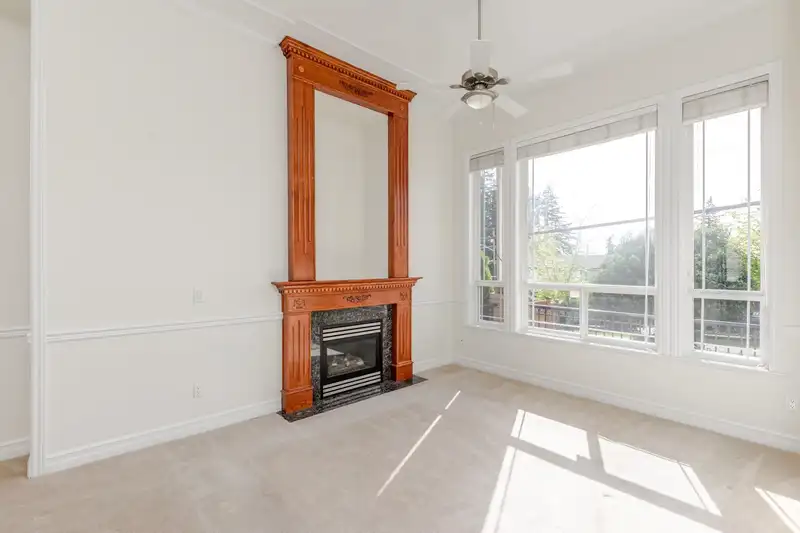 6022 126 STREET - photo 4 of 40