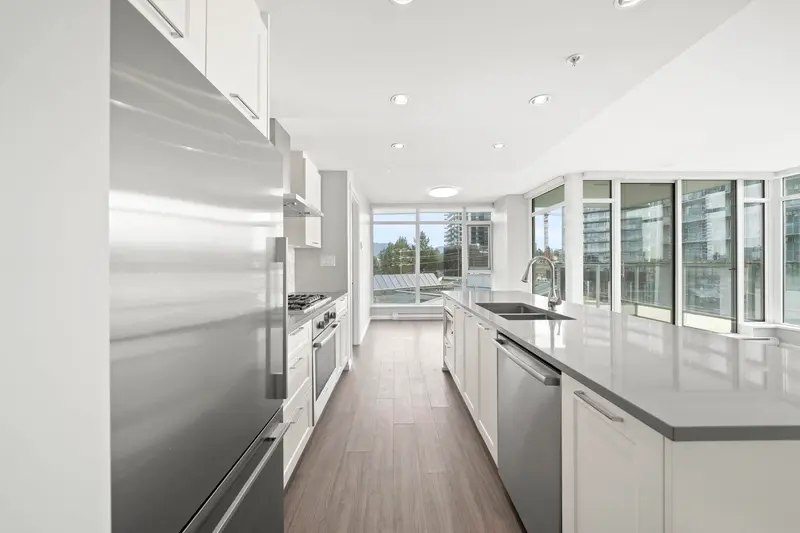 807 520 COMO LAKE AVENUE - photo 4 of 25