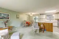 13290 94 AVENUE - thumbnail 4