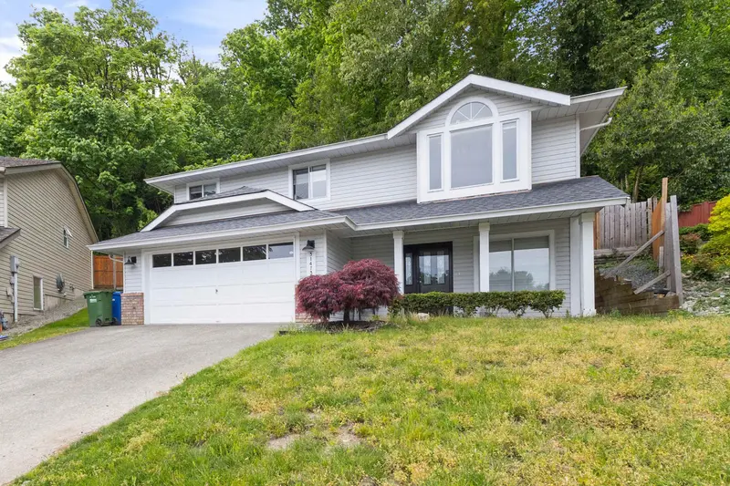 31473 CROSSLEY COURT - photo 2 of 25