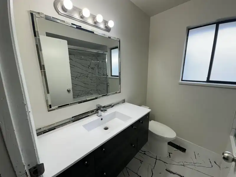 13407 67 AVENUE - photo 4 of 18