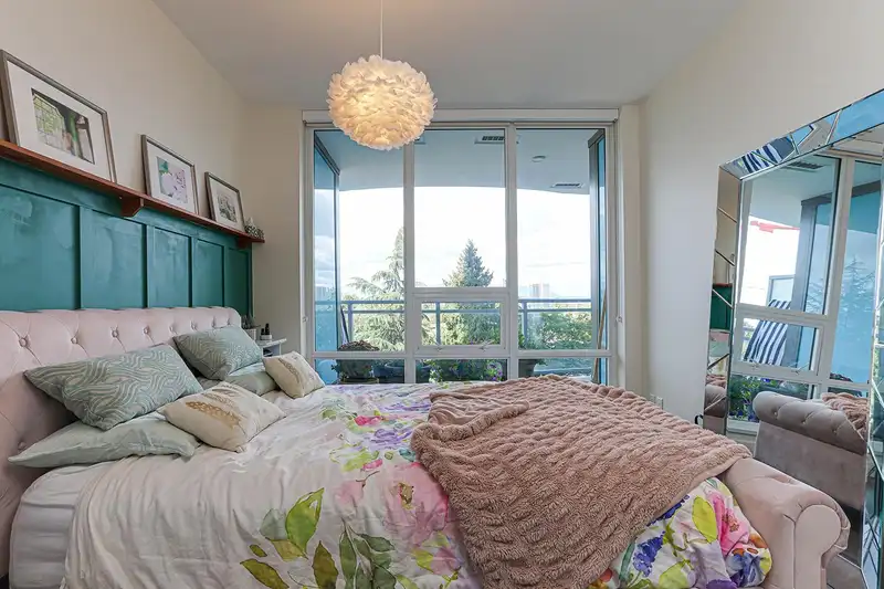 602 13318 104 AVENUE - photo 4 of 37