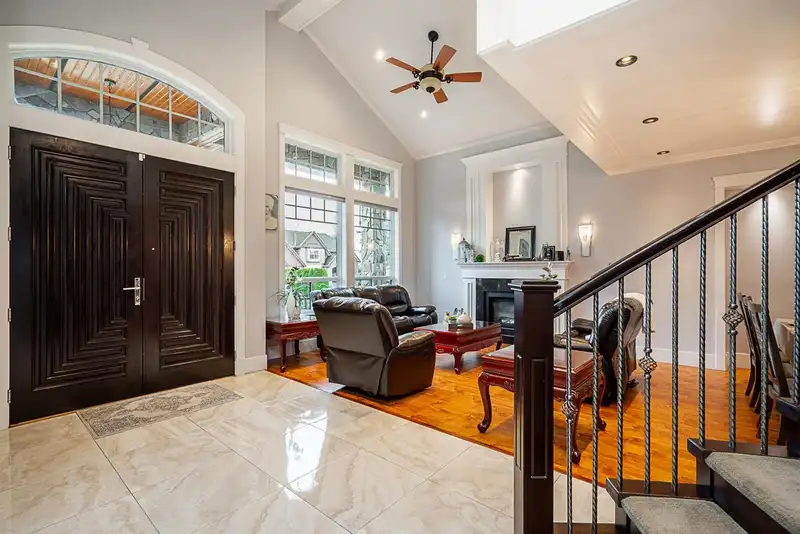 7273 149 STREET - photo 3 of 40