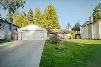 6154 130B STREET - thumbnail 2