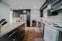 6154 130B STREET - thumbnail 6