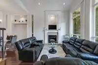 7506 143C STREET - thumbnail 2