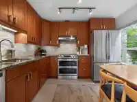 207 9668 148 STREET - thumbnail 10