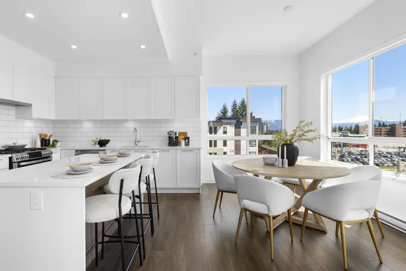 316 32174 GEORGE FERGUSON WAY - photo 2 of 23