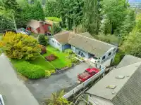 10455 125A STREET - thumbnail 2