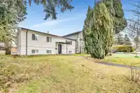 15079 87B AVENUE - thumbnail 2