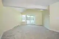 204 13858 102ND AVENUE - thumbnail 4