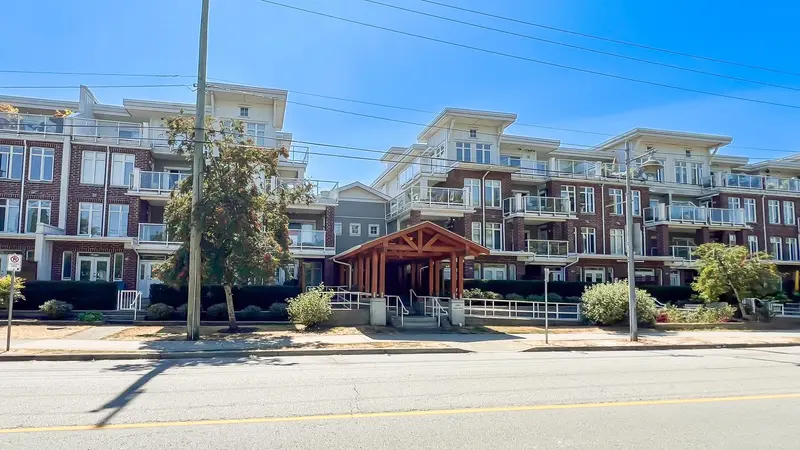 213 4280 MONCTON STREET - photo 1 of 25