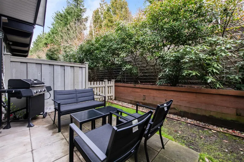 47 6747 203 STREET - photo 4 of 25