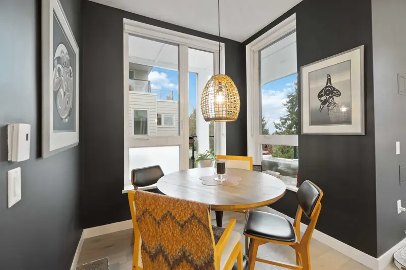 403 2137 CHESTERFIELD AVENUE - photo 2 of 25