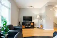 4 13899 LAUREL DRIVE - thumbnail 2