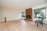 9829 120A STREET - thumbnail 4