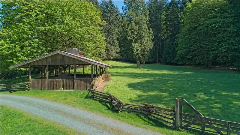 2875 SOUTHEY POINT ROAD - photo 4 of 14