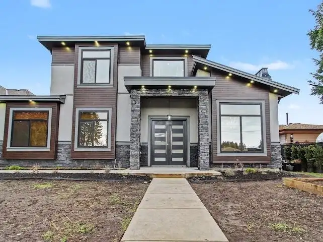 14969 96 AVENUE - photo 2 of 36