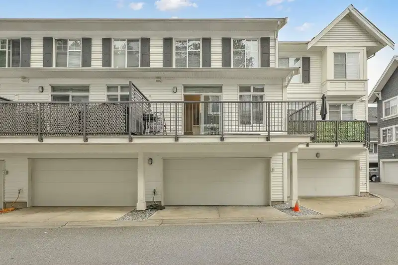8 10433 158 STREET - photo 1 of 40