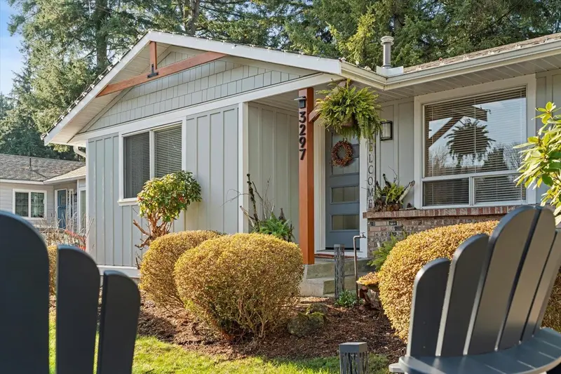 3297 VERNON TERRACE - photo 4 of 25