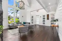 8866 134B STREET - thumbnail 4