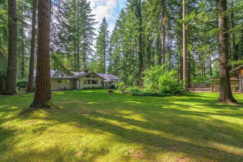 2546 200 STREET - photo 1 of 25