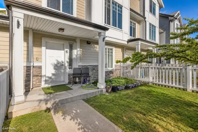 6 7056 192 STREET - photo 1 of 33